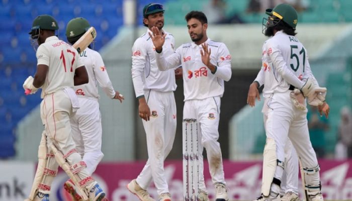 Bangladesh crush Zimbabwe by an inning and 106 runs in 2nd Test