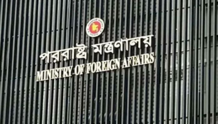 Bangladesh agrees to allow humanitarian aid corridor to Rakhine