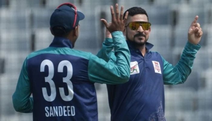 Nasir Hossain resumes official cricket