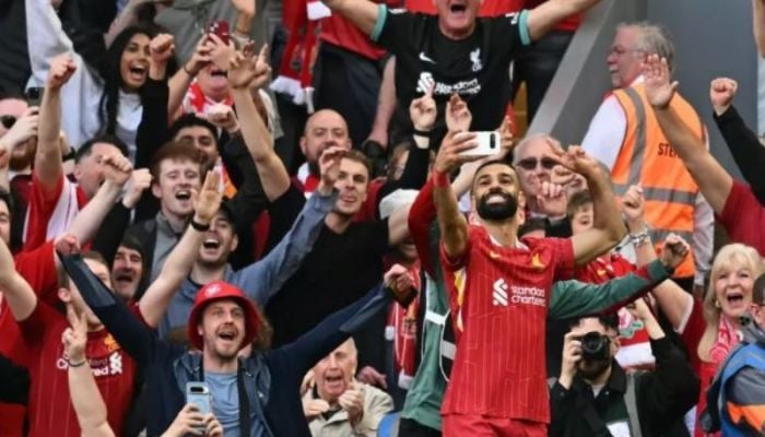 Liverpool smashes Tottenham to win Premier League title for 20th time