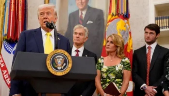 Trump says US will 'pass' on Ukraine peace talks if no progress soon