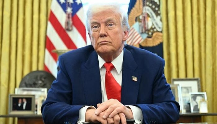 US senators call for insider trading probe into Donald Trump over tariff pause