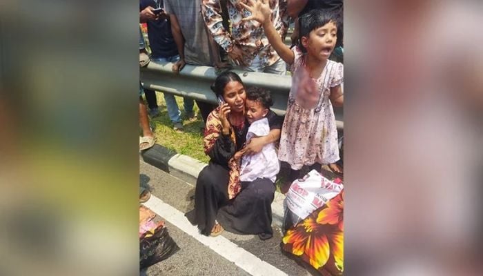 Road crash on Dhaka-Mawa Expressway claims four lives