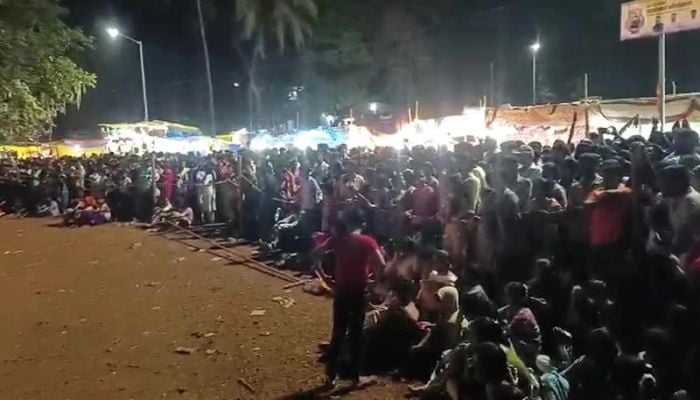 Six killed, dozens injured in India temple stampede