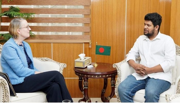 British envoy meets Information Adviser