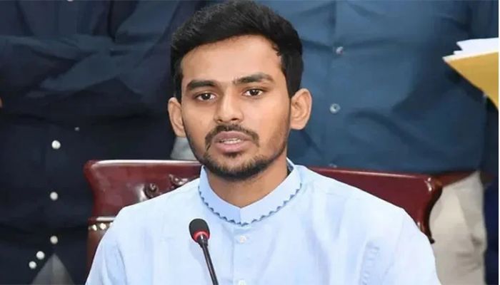Govt wants to appoint students in part-time jobs in its offices: Asif
