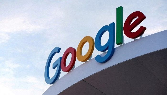 Google turns internet queries into conversations