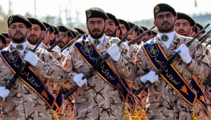 Israeli attacks kill 10 IRGC members in central Iran: Al Jazeera