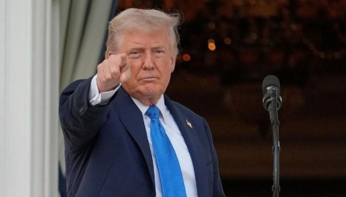 Trump travel ban in effect, citizens from 12 nations barred from US