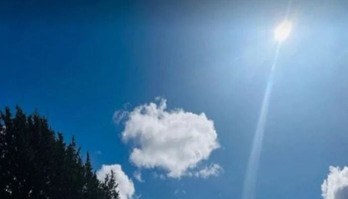 Mild heat wave sweeps over Rangpur, Rajshahi