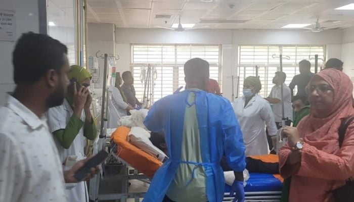 Aircraft crash in Uttara: Burn victims rushed to Dhaka Medical College Hospital
