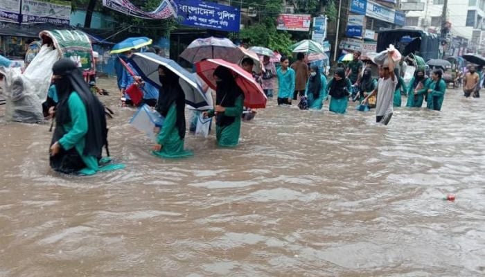 Muhuri-Kahua dam breaches at five points, causing floods in Feni
