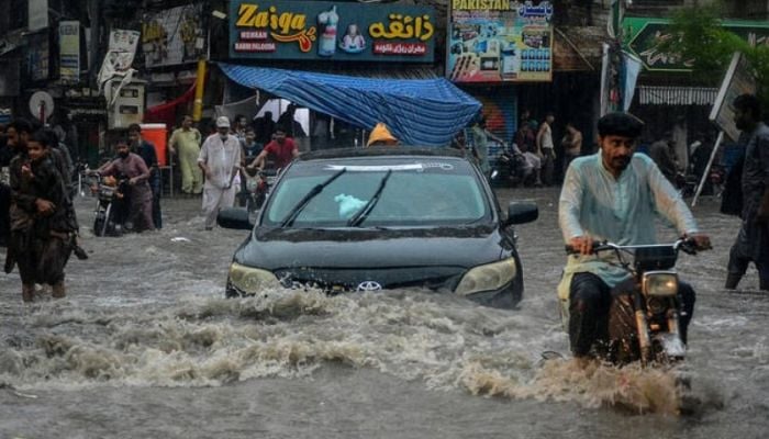 54 people killed in 24-hours of heavy monsoon rain in Pakistan