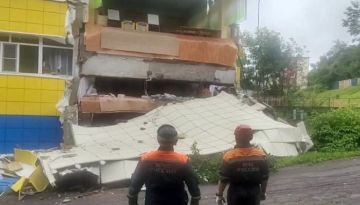 Russia declares emergency on tsunami-hit islands