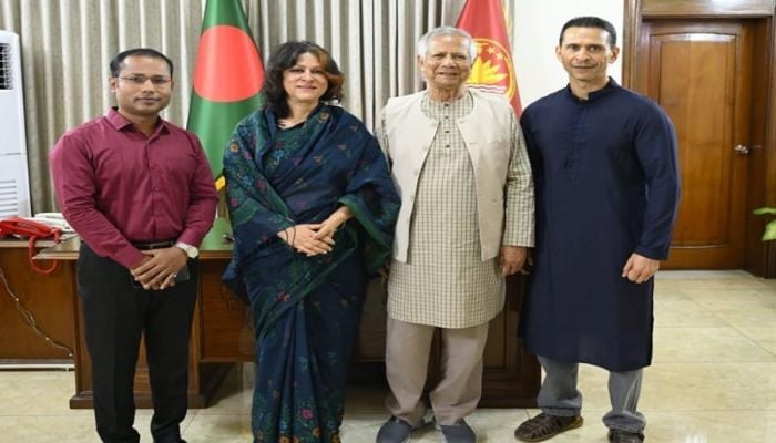 Tajuddin Ahmad's family meets Chief Adviser