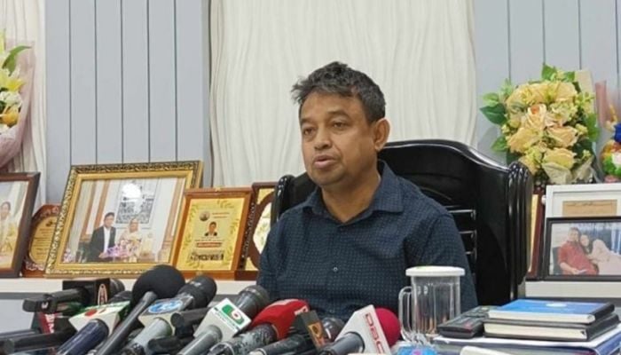 Ex-DB chief Harun, 17 other police officials suspended