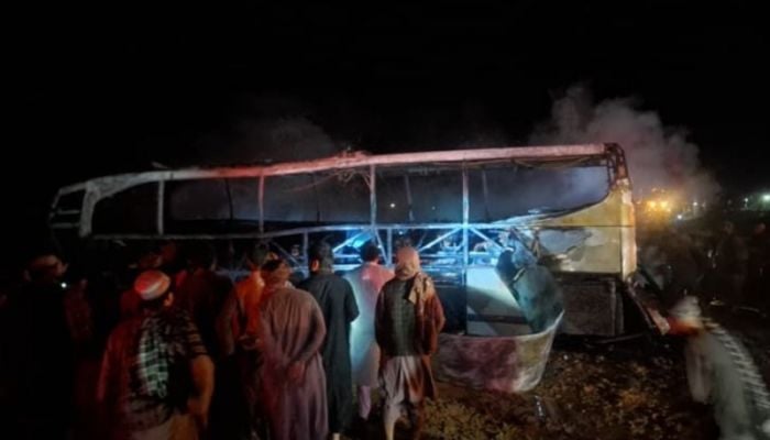 Afghanistan bus crash death toll rises to 76