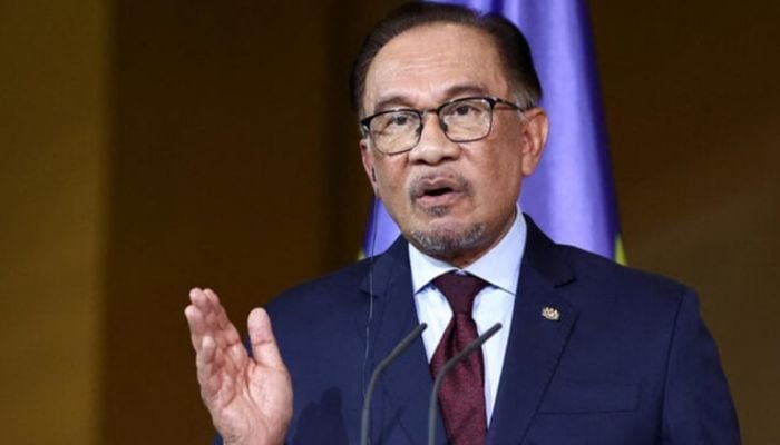 Malaysia concerned with Bangladesh’s burden to cater Rohingyas: Anwar Ibrahim
