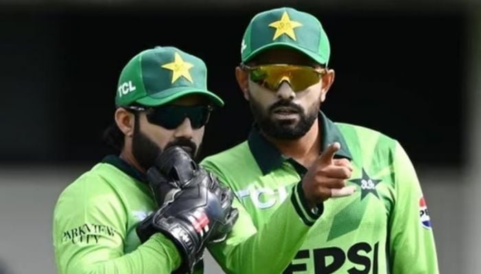 Azam, Rizwan left out of Pakistan's Asia Cup squad