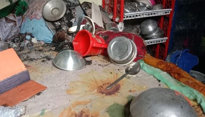Fridge compressor blast burns 9 of a family in Siddhirganj