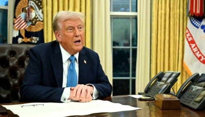 Trump signs order to extend China tariff truce by 90 days