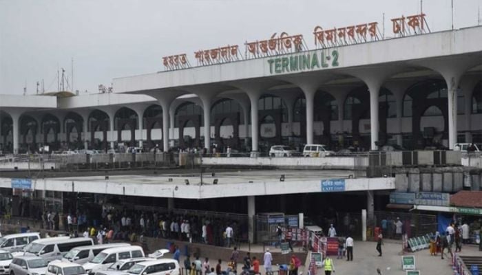 3 held, 887.50 grams gold seized at Shahjalal airport