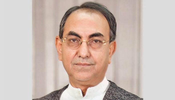 Mirza Abbas leaves for Bangkok for eye treatment
