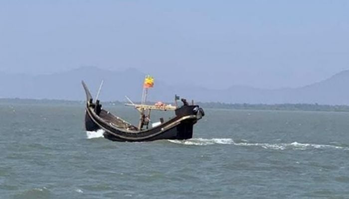 Arakan Army abducts 14 Bangladeshi fishermen, seizes 2 trawlers