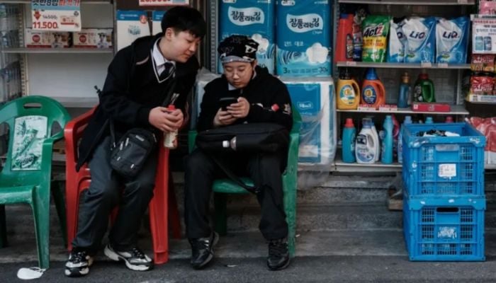 South Korea bans phones in school classrooms nationwide