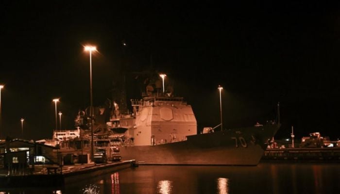 US warship enters Panama Canal, heading toward Caribbean