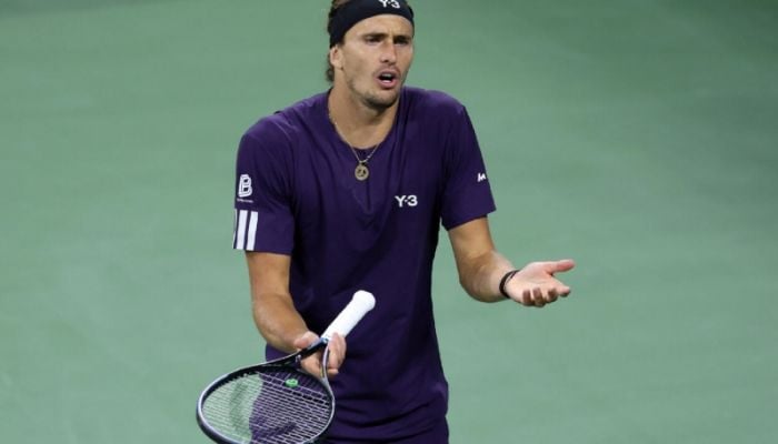 Zverev knocked out in US Open third round