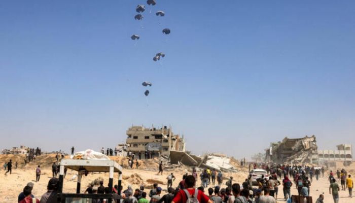 Rules of war 'being shredded' worldwide, UN rights chief warns