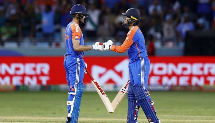 Abhishek and Gill's opening stand helps India to six-wicket win over Pakistan