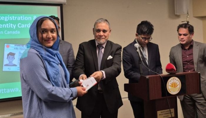 EC launches voter registration for expatriates in Canada