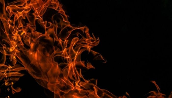 7 burnt in Mohakhali petrol pump explosion 