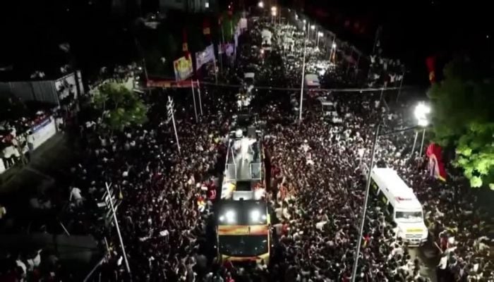 More than 30 dead in crush at political rally in India