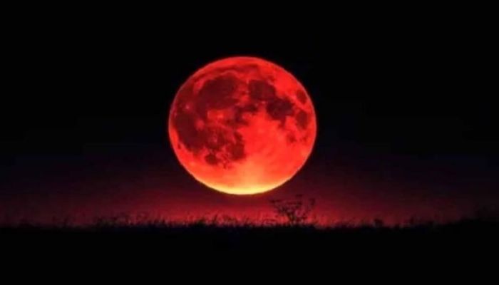 Total lunar eclipse tonight