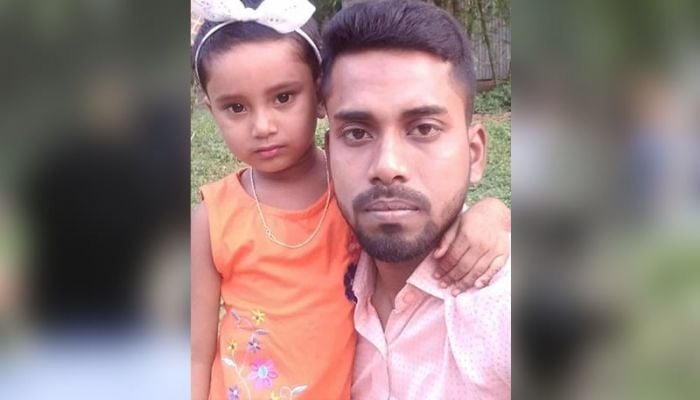 Truck hits motorcycle, killing 3 family members 