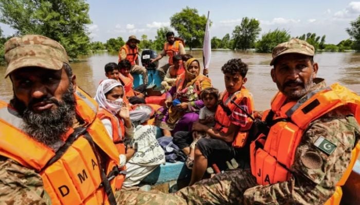 Five people dead as rescue boat overturns in Pakistan floods