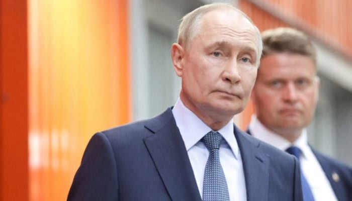 Kremlin says Russia-Ukraine peace talks on 'pause'