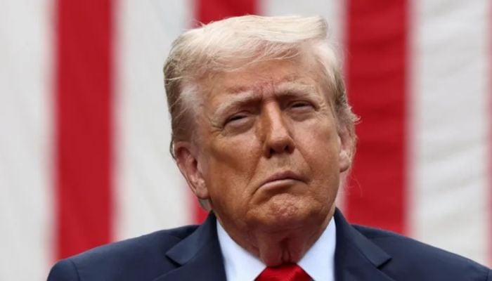 Trump 'ready' to sanction Russia if Nato nations stop buying its oil