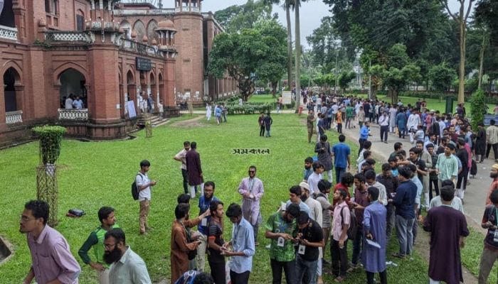 DUCSU voting underway