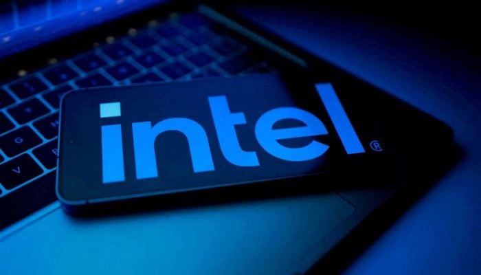 Intel signals return to AI race 