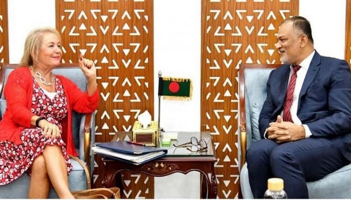 UK Trade Envoy to Bangladesh Baroness Winterton meets Commerce Adviser