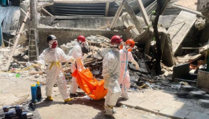 Indonesia school collapse death toll rises to 14
