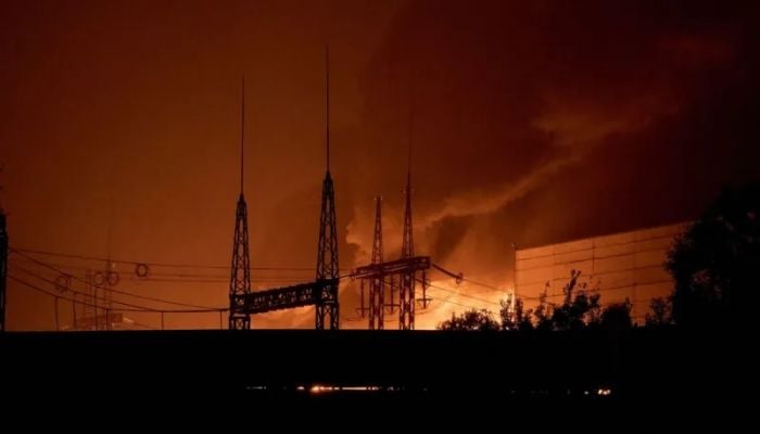 Major Russian strikes cut power across Kyiv