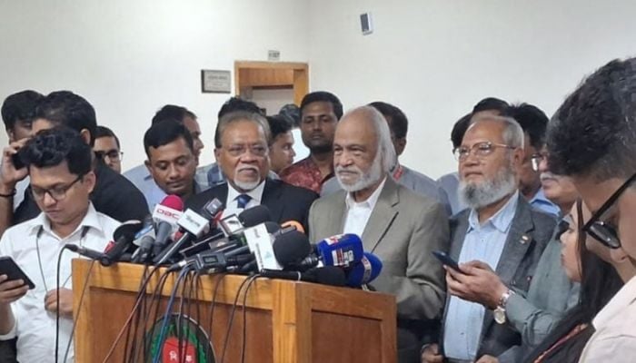 Keep controversial officials out of election process: Moyeen Khan to CEC