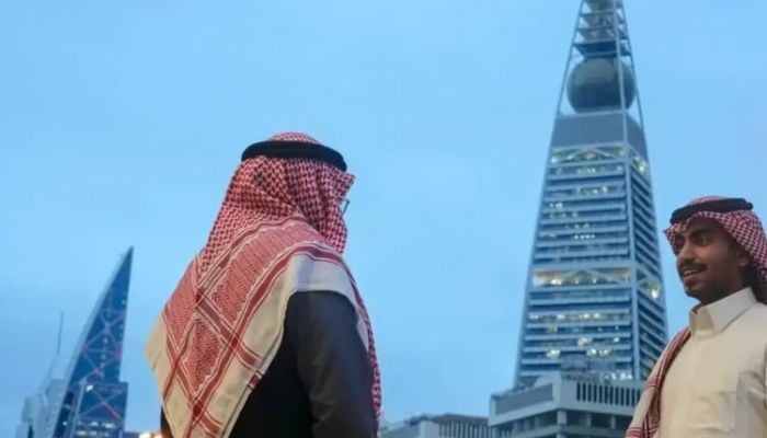 Saudi hosts world's business elite with eyes on gigaprojects, AI