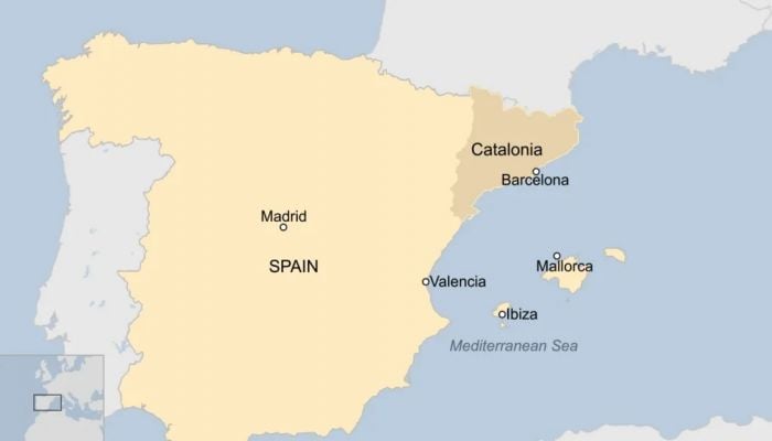 Floods trap people in cars in Spain's Catalonia region