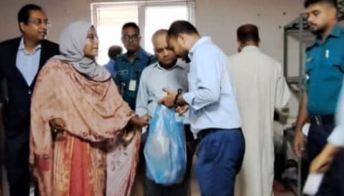 Eco-friendly fabric bags distributed at secretariat